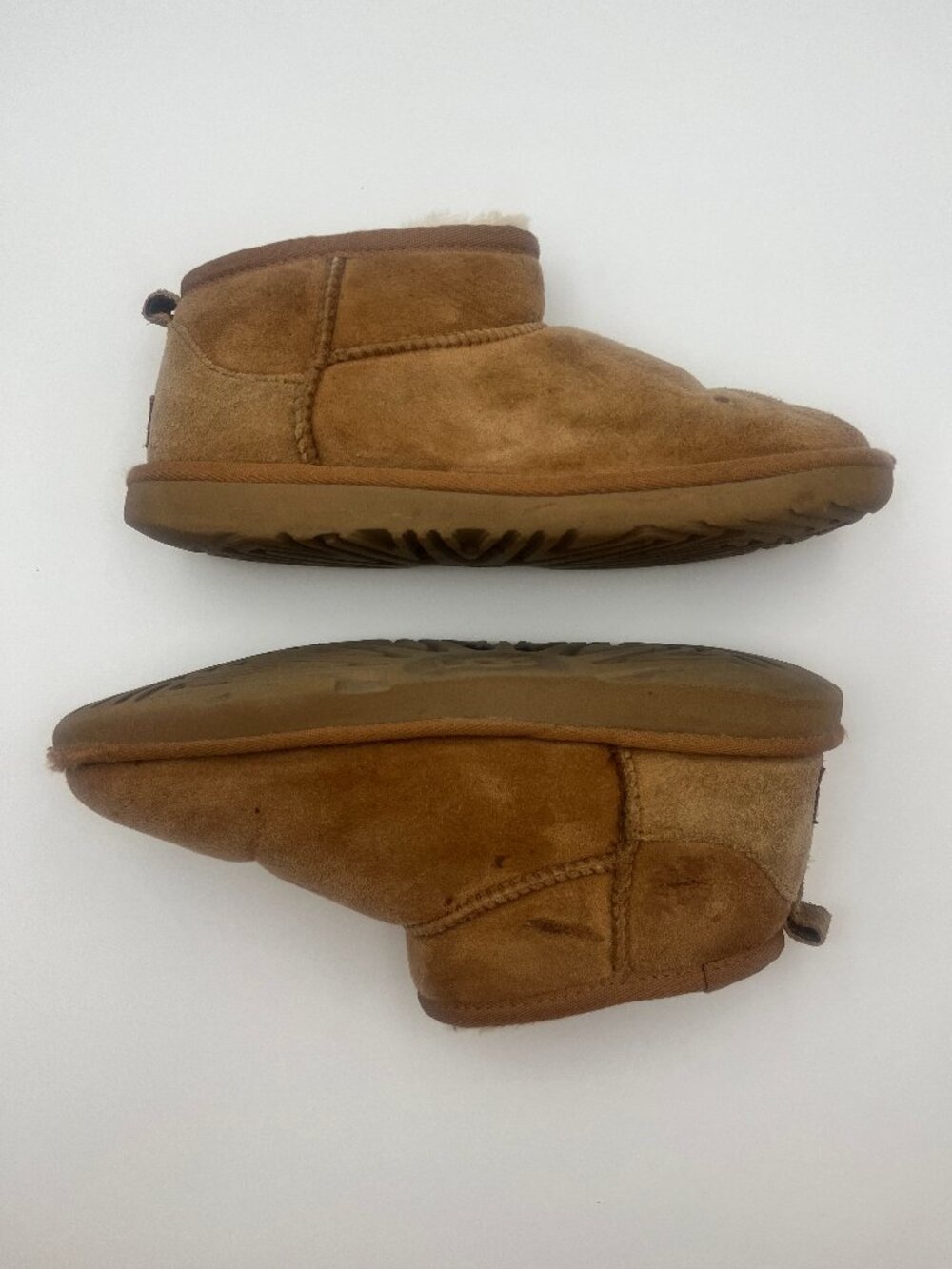 UGG Classic Ultra Mini Boot Chestnut Men's Sz 5 Fur Lined Suede Shell